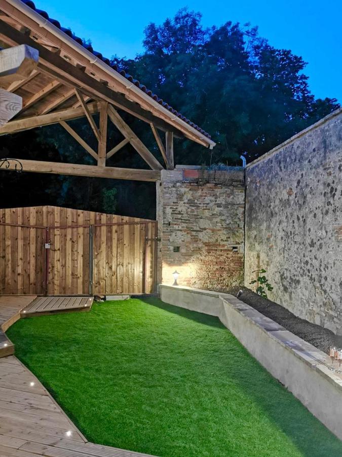 Gite Le Jardin Secret Et Gite Au Temps Suspendu Montpezat  Bagian luar foto