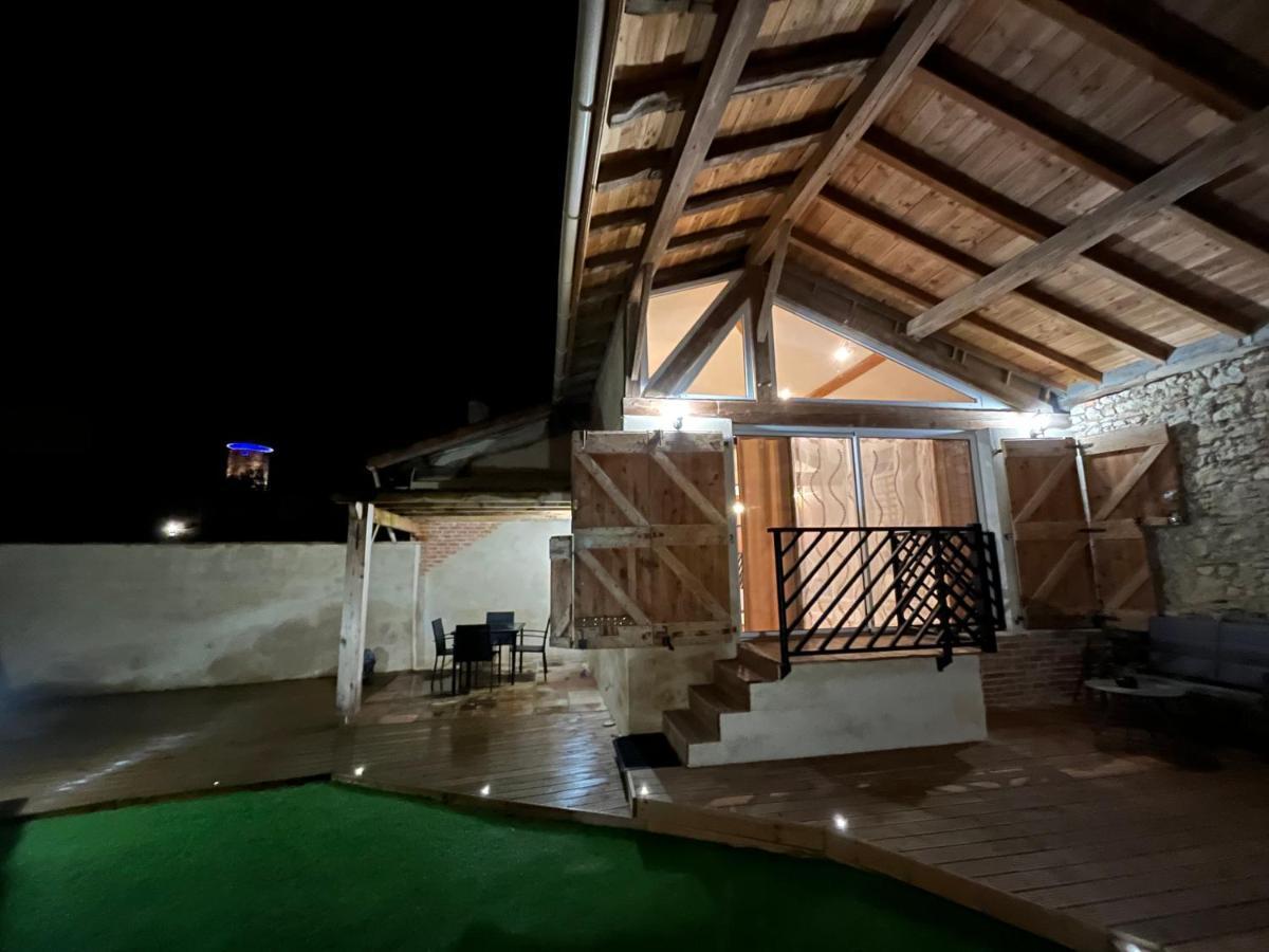 Gite Le Jardin Secret Et Gite Au Temps Suspendu Montpezat  Bagian luar foto