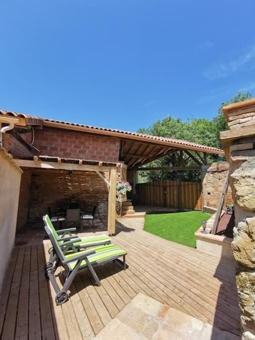 Gite Le Jardin Secret Et Gite Au Temps Suspendu Montpezat  Bagian luar foto